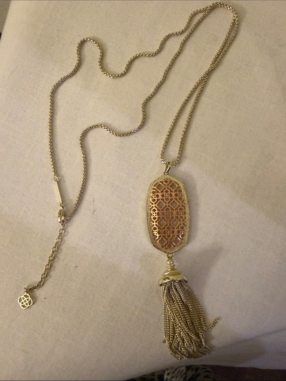 Kendra Scott light hold/ Rose Gold Filigree Pendant Necklace with Tassel